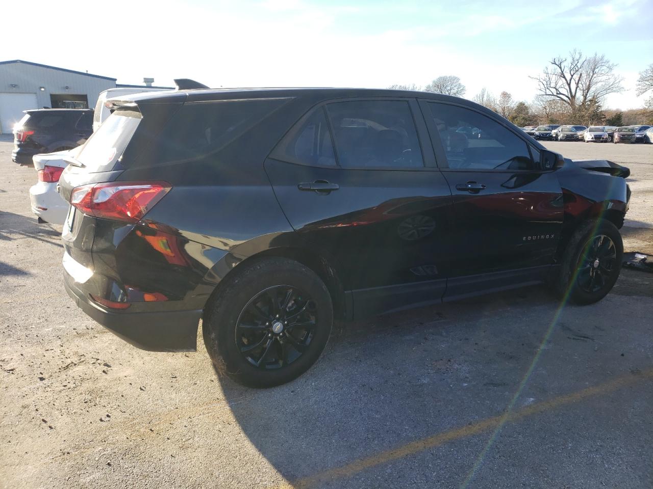 Изображение 3 2021 CHEVROLET EQUINOX LS 2021 с VIN 2GNAXHEV3M6130698