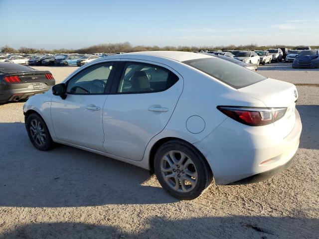 Изображение 2 2017 TOYOTA YARIS IA  2017 с VIN 3MYDLBYV5HY158017