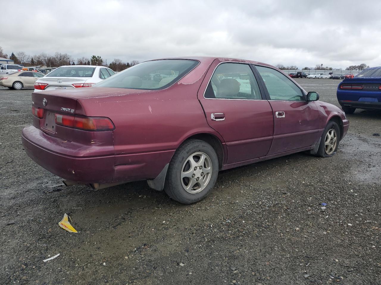 Image 3 of 1998 TOYOTA CAMRY CE 1998 with VIN 4T1BG28KXWU283798