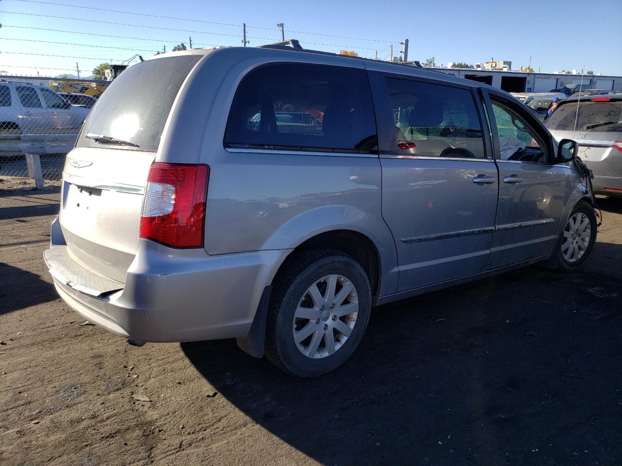 Изображение 3 2014 CHRYSLER TOWN & COUNTRY TOURING 2014 с VIN 2C4RC1BG0ER132042