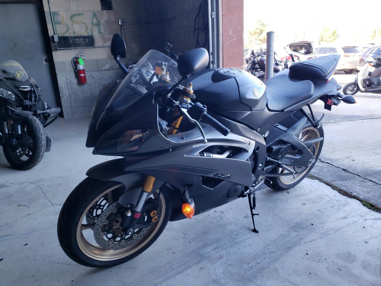 Изображение 2 2014 YAMAHA YZFR6  2014 с VIN JYARJ16E7EA031420