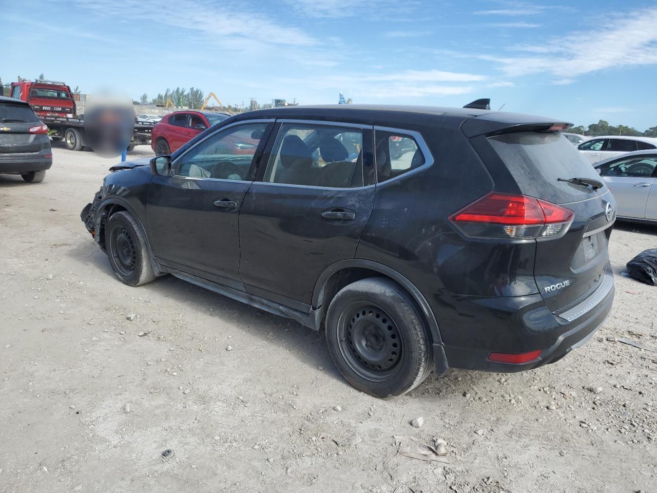 Image 2 of 2017 NISSAN ROGUE S 2017 with VIN JN8AT2MT9HW140055