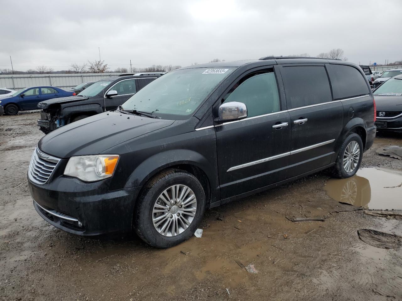 Изображение 2014 CHRYSLER TOWN & COUNTRY TOURING L 2014