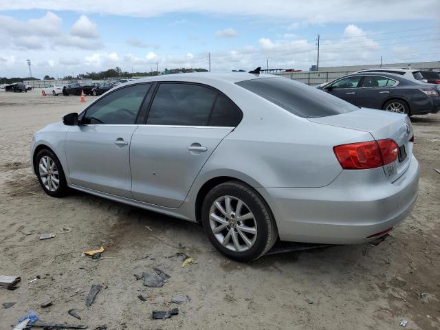 Image 2 of 2013 VOLKSWAGEN JETTA SE 2013 with VIN 3VWDP7AJ8DM250356