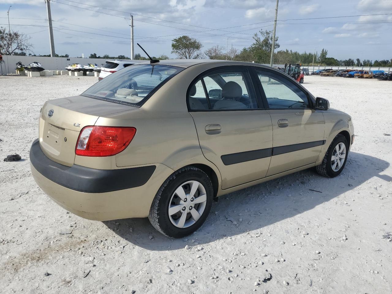 Obraz 3 z 2009 KIA RIO BASE 2009 z VIN KNADE223396463389