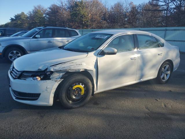 Изображение 1 2014 VOLKSWAGEN PASSAT S 2014 с VIN 1VWAT7A34EC032692