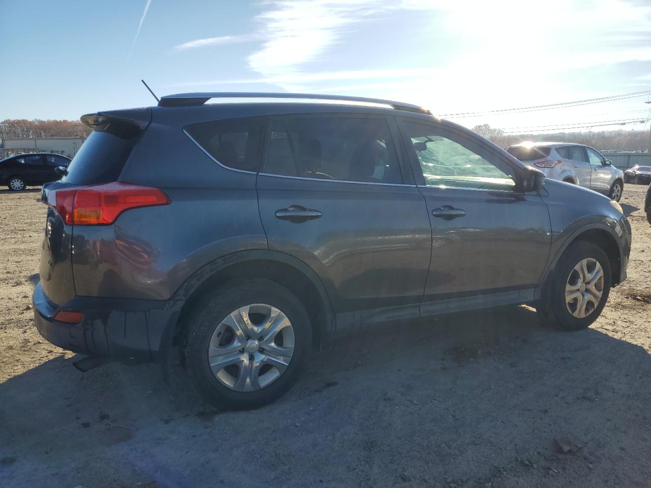 Image 3 of 2013 TOYOTA RAV4 LE 2013 with VIN 2T3ZFREVXDW017744