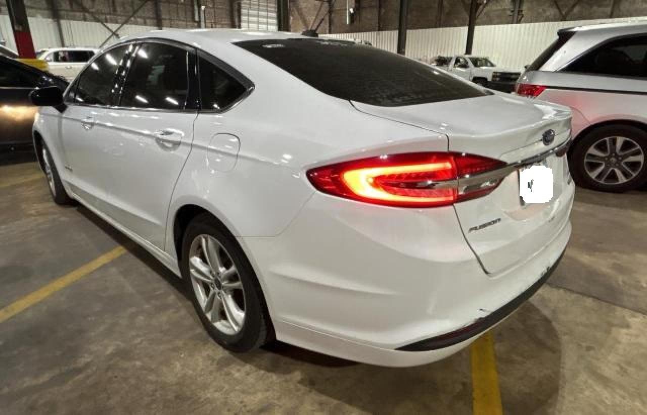 Image 3 of 2018 FORD FUSION SE HYBRID 2018 with VIN 3FA6P0LUXJR208835