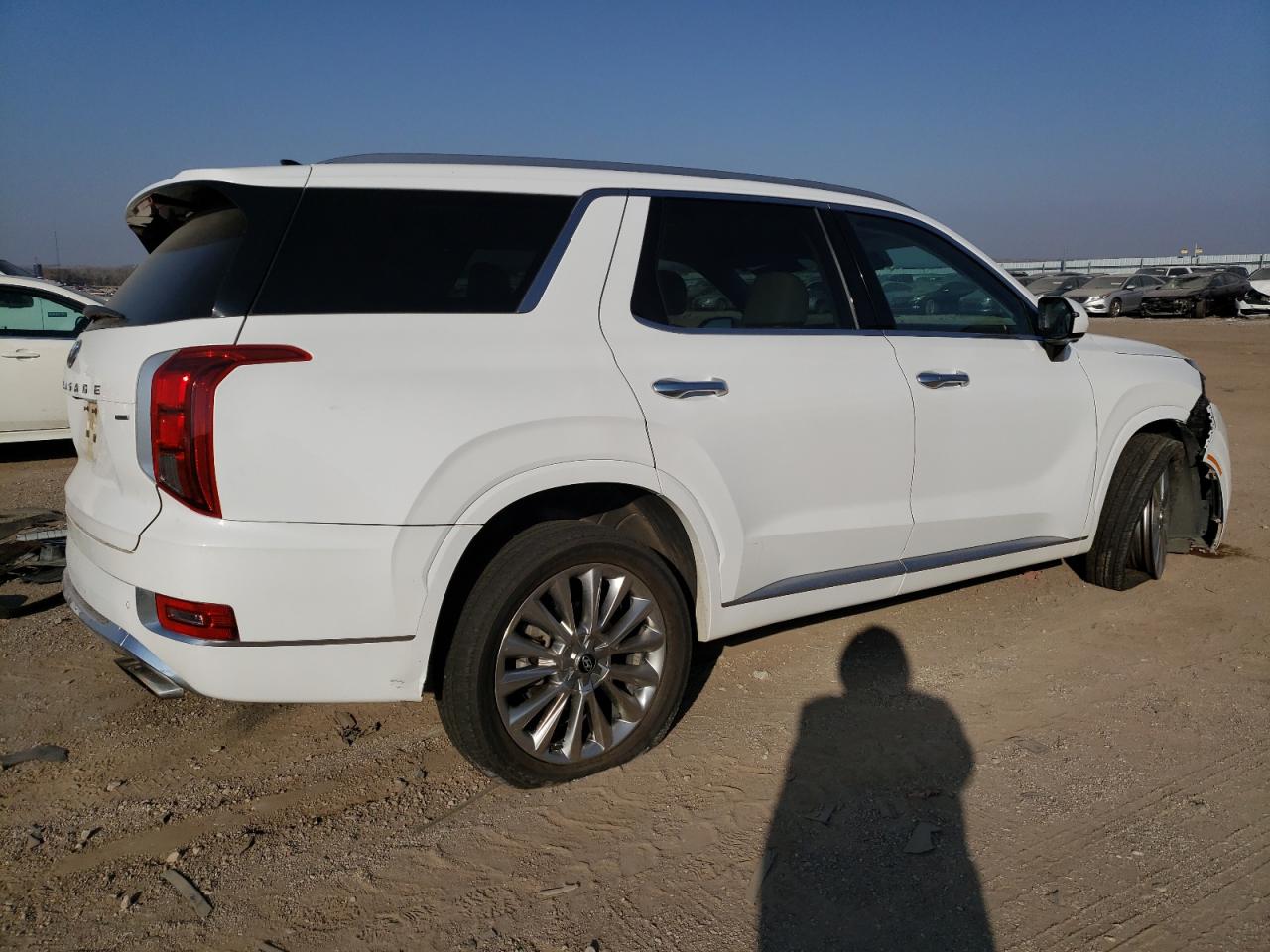 Image 3 of 2020 HYUNDAI PALISADE LIMITED 2020 with VIN KM8R5DHE7LU096122