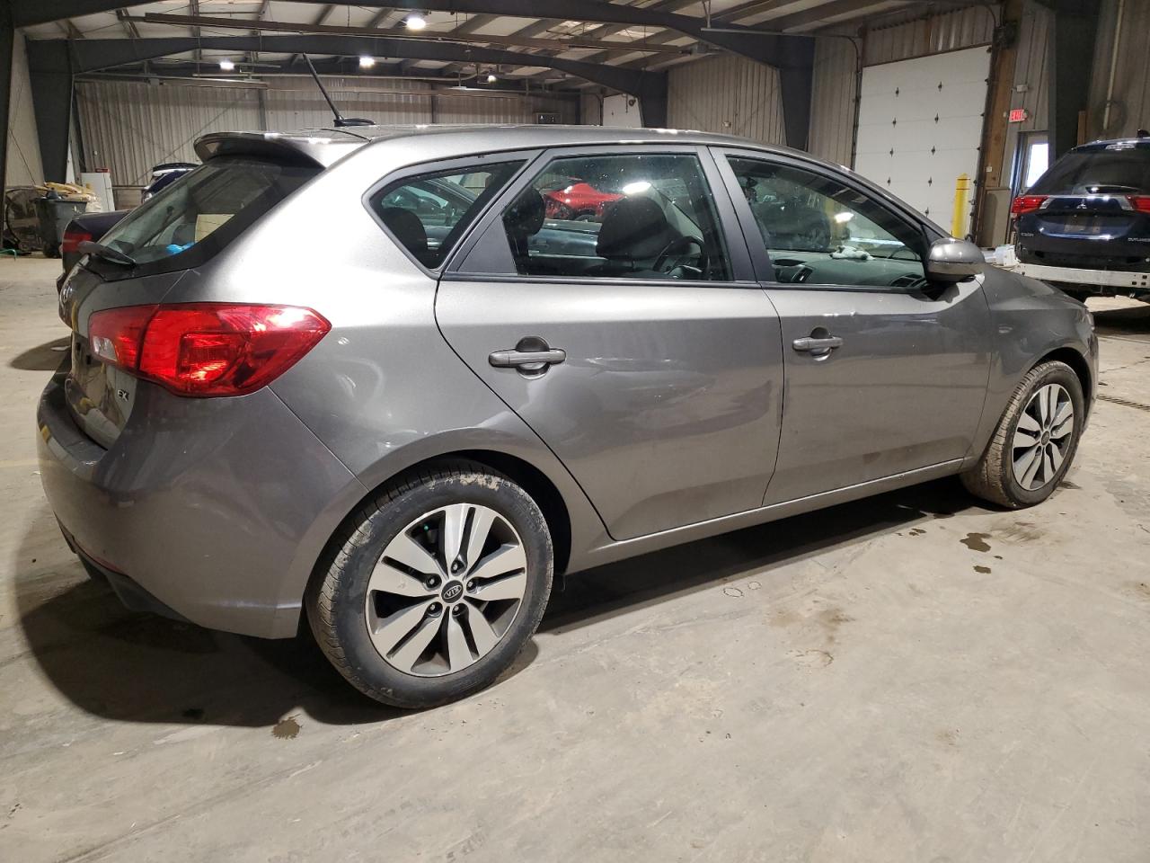 Image 3 of 2013 KIA FORTE EX 2013 with VIN KNAFU5A29D5673337