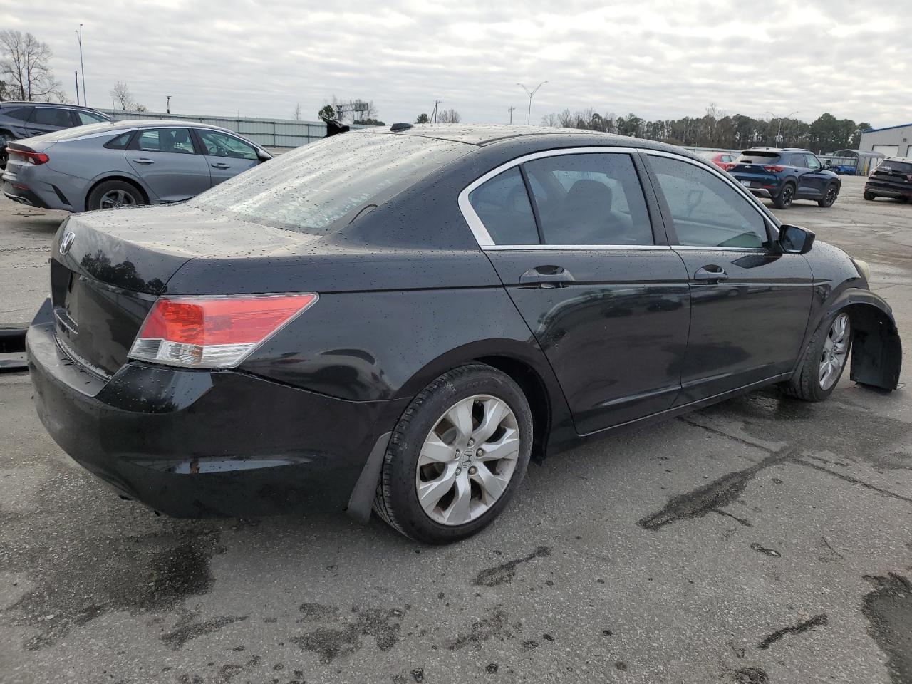 Image 3 of 2009 HONDA ACCORD EXL 2009 with VIN 1HGCP26809A117961