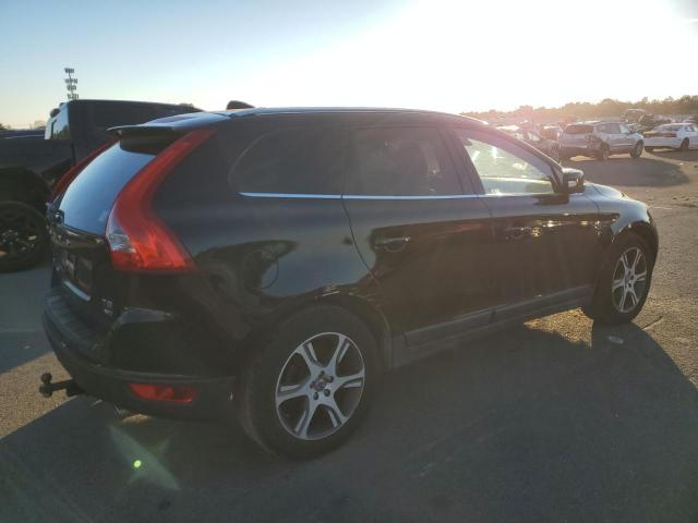 Obraz 3 z 2011 VOLVO XC60 T6 2011 z VIN YV4902DZ7B2187821