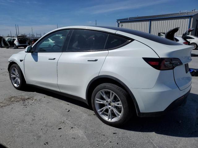 Изображение 2 2023 TESLA MODEL Y  2023 с VIN 7SAYGDEE9PA156026