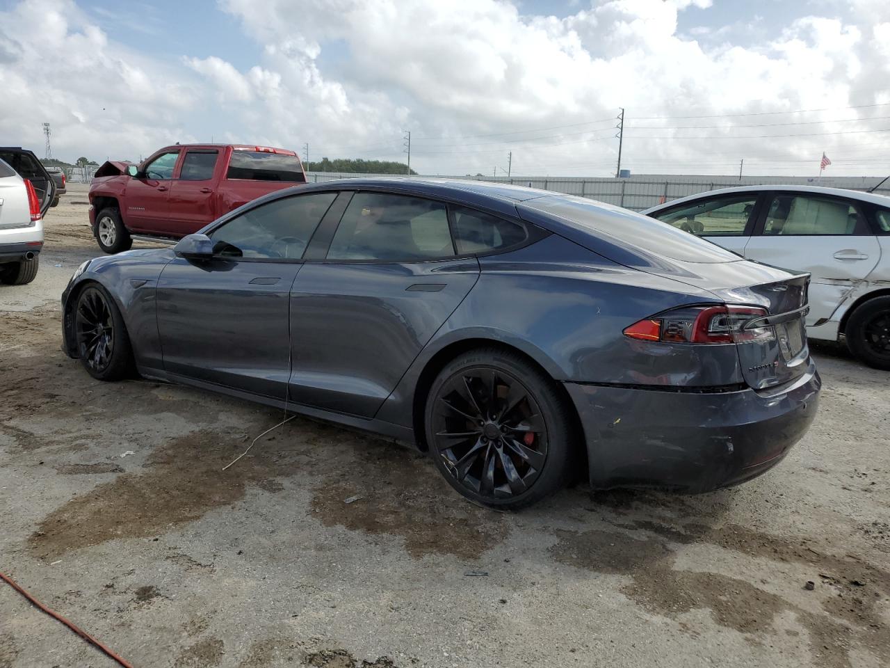 Obraz 2 z Tesla Model S 2016 z VIN 5YJSA1E49GF159943
