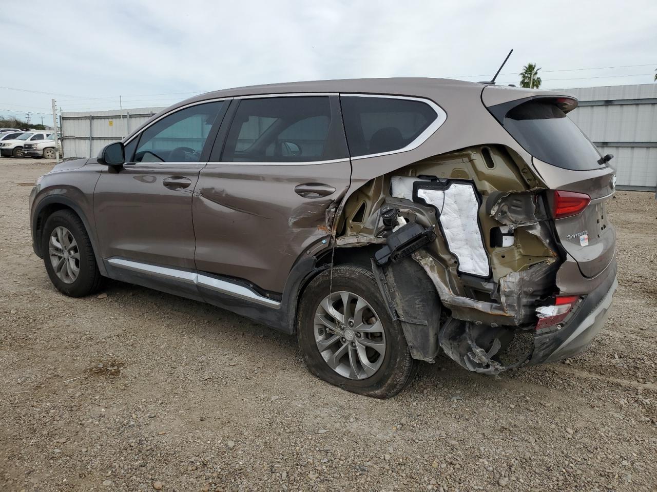 Изображение 2 2019 HYUNDAI SANTA FE SE 2019 с VIN 5NMS23AD8KH121951