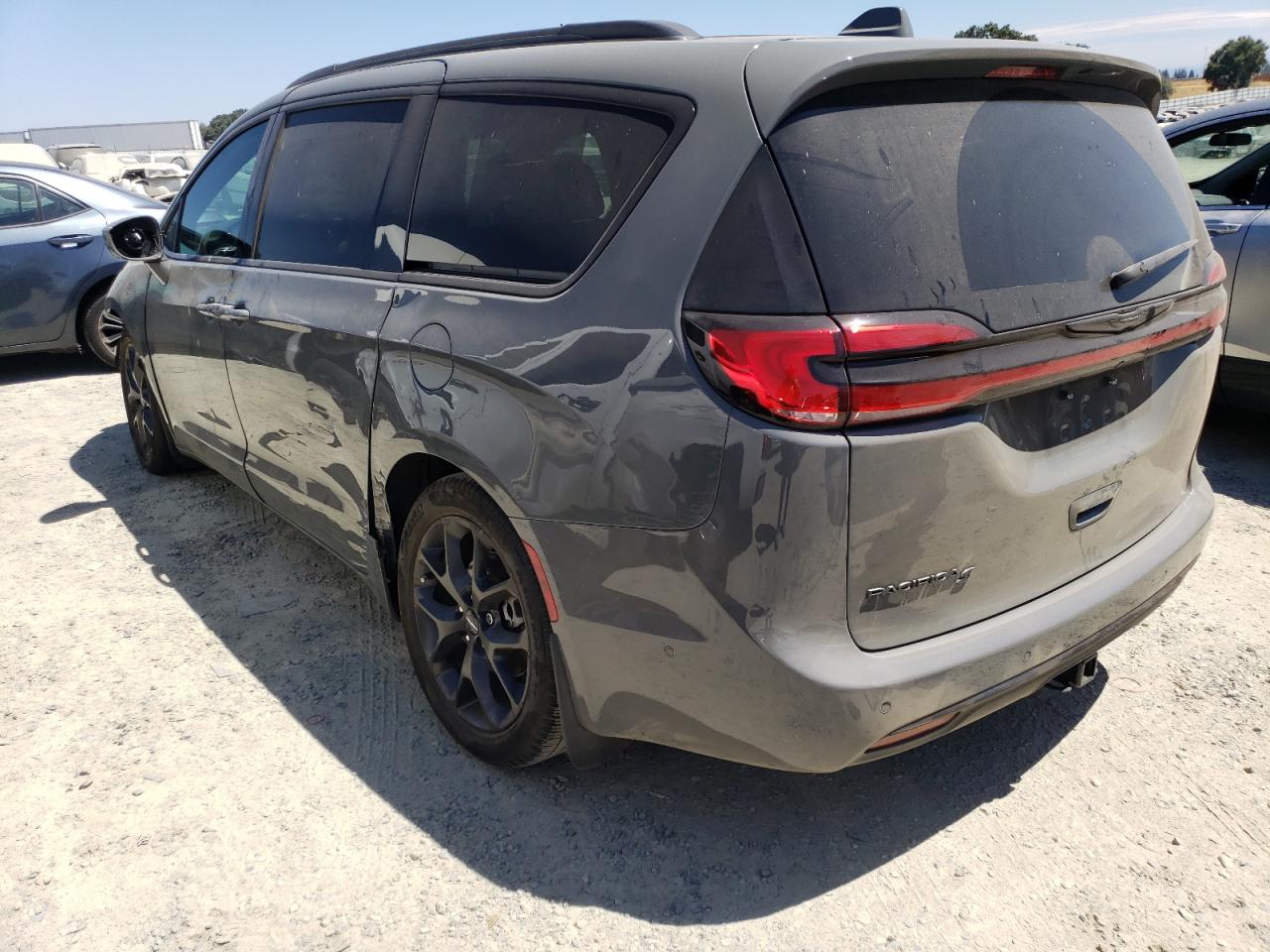 Obraz 2 z 2021 CHRYSLER PACIFICA TOURING L 2021 z VIN 2C4RC1BGXMR607212
