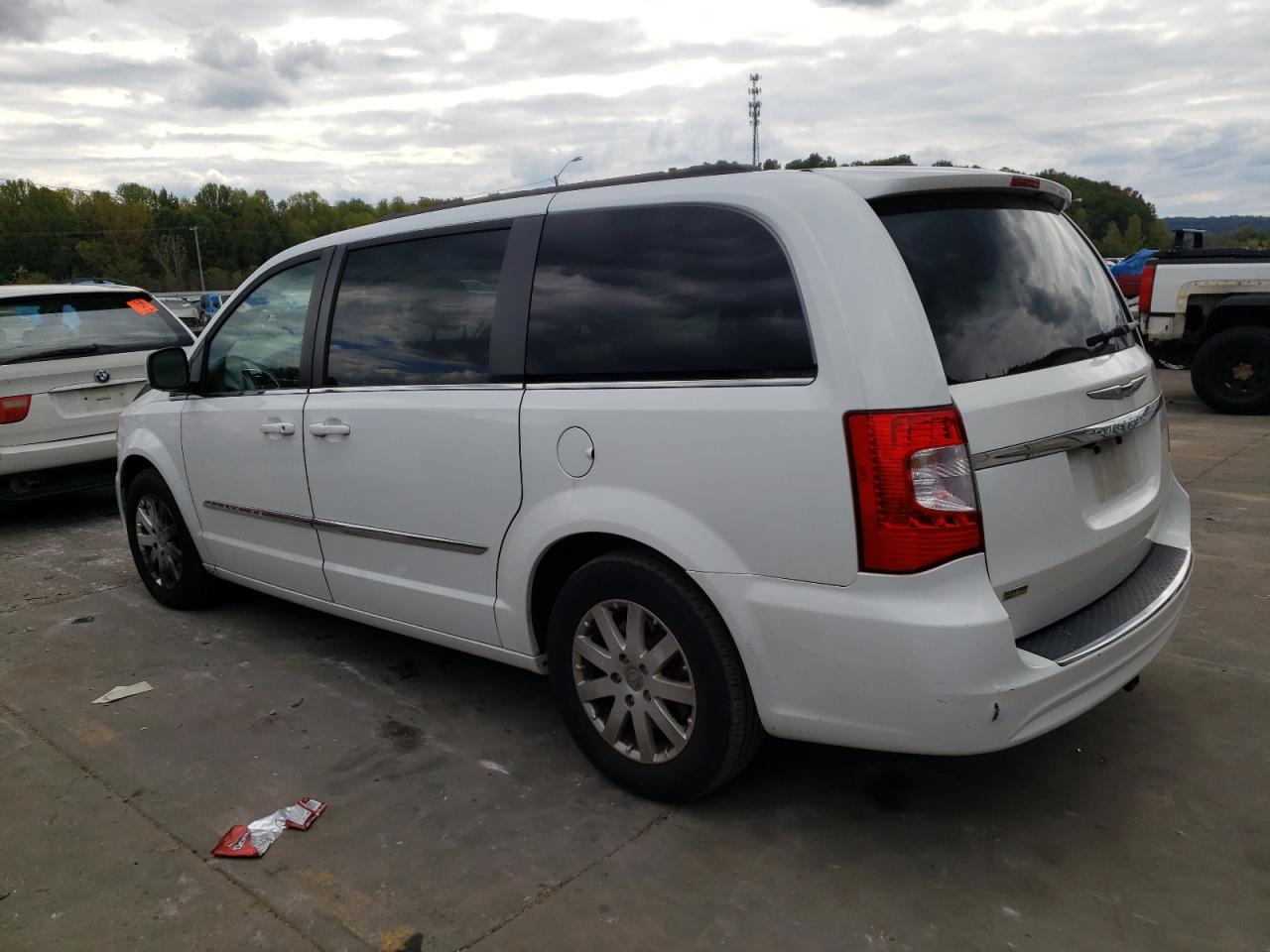 Изображение 2 2014 CHRYSLER TOWN & COUNTRY TOURING 2014 с VIN 2C4RC1BG1ER447688