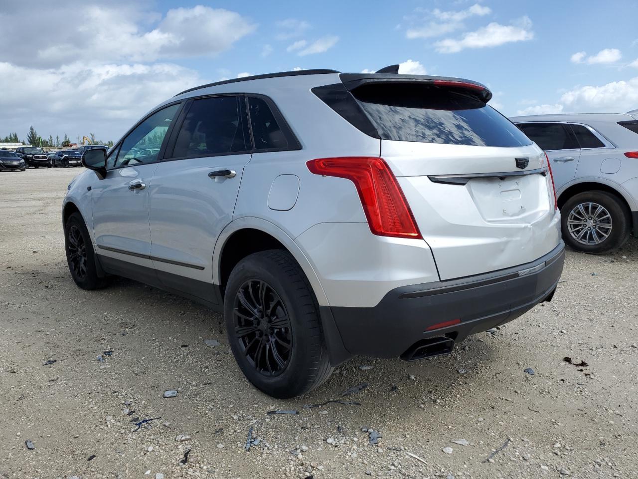 Image 2 of 2019 CADILLAC XT5  2019 with VIN 1GYKNARS0KZ283741
