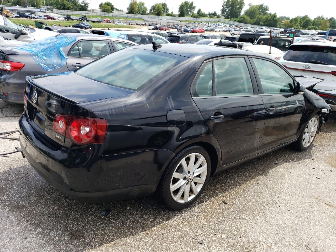 Изображение 3 2010 VOLKSWAGEN JETTA WOLFSBURG 2010 с VIN 3VWRJ7AJ8AM153676