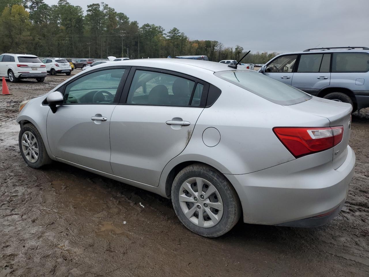 Obraz 2 z 2017 KIA RIO LX 2017 z VIN KNADM4A32H6115856