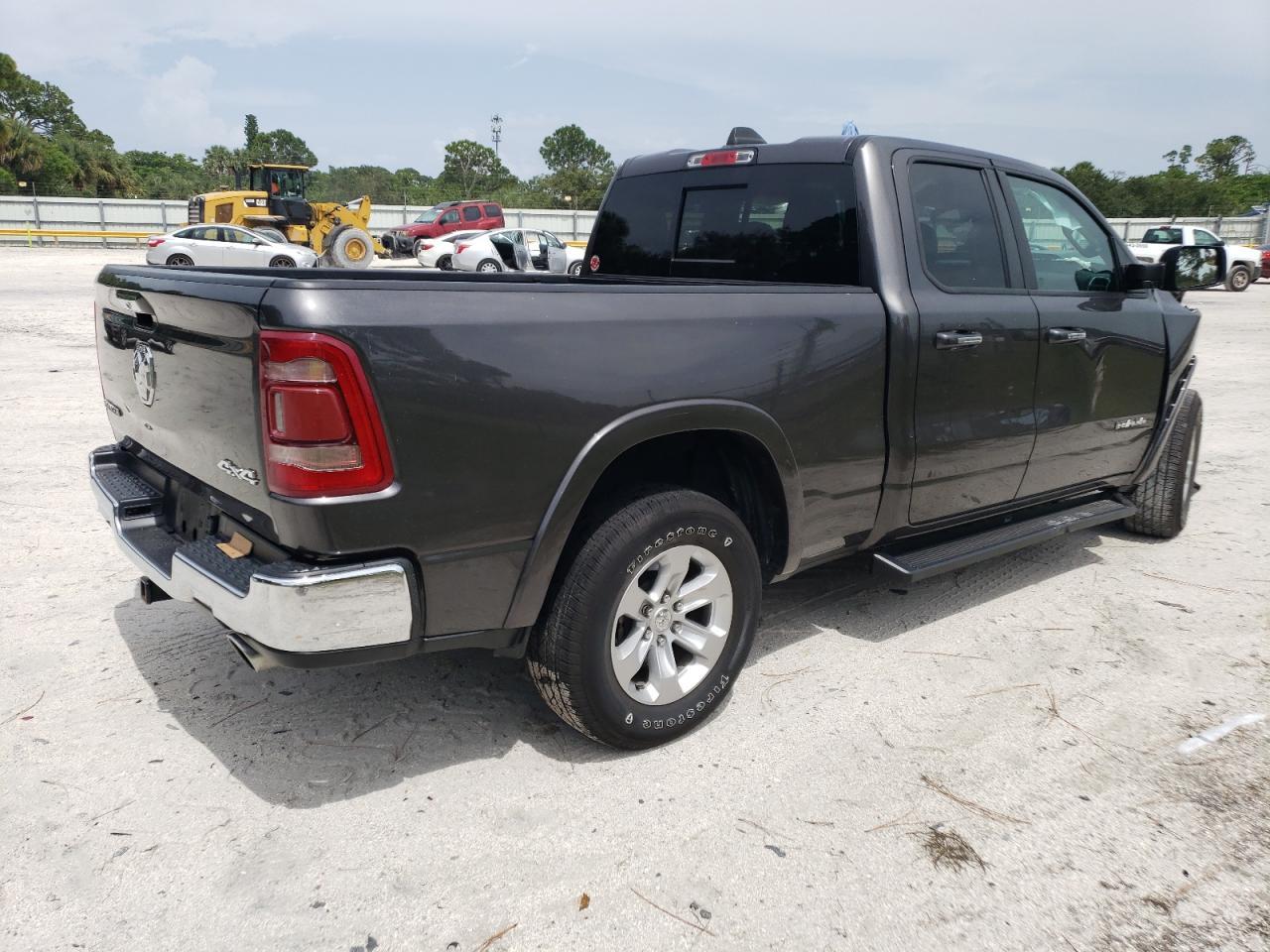 Изображение 3 2019 RAM 1500 LARAMIE 2019 с VIN 1C6SRFDT4KN869817