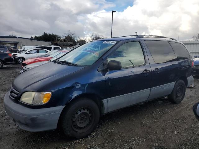2001 TOYOTA SIENNA LE 2001 image