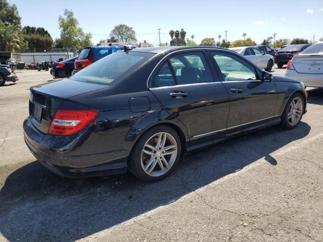 Image 3 of 2014 MERCEDES-BENZ C 250 2014 with VIN WDDGF4HB2EA932296