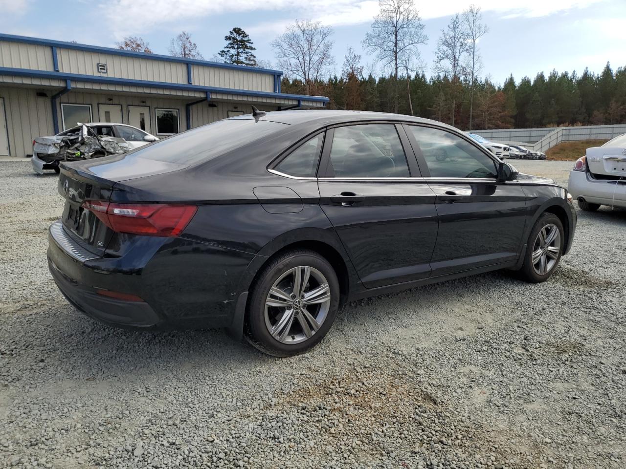 Изображение 3 2023 VOLKSWAGEN JETTA SE 2023 с VIN 3VW7M7BU7PM008483
