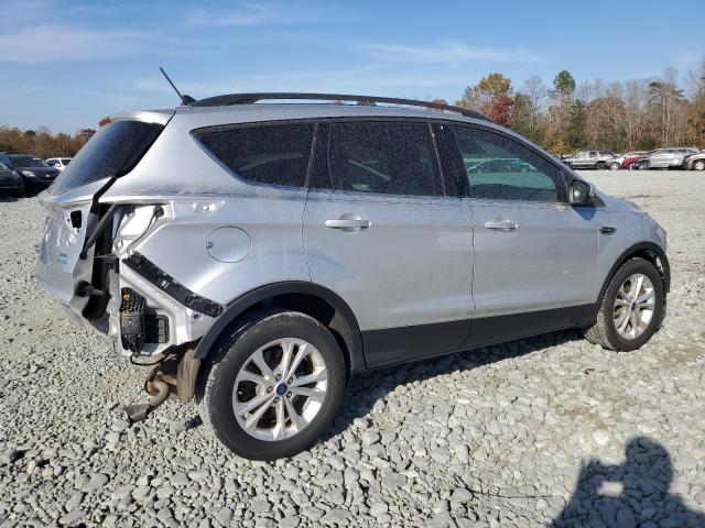 Image 3 of 2018 FORD ESCAPE SEL 2018 with VIN 1FMCU0HD6JUA79009