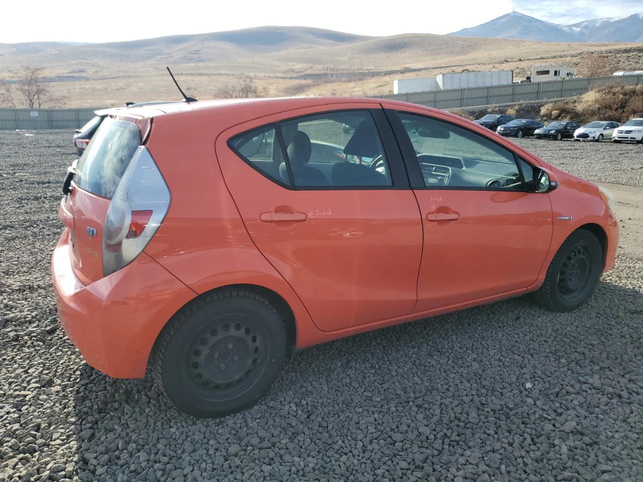 Изображение 3 2013 TOYOTA PRIUS C  2013 с VIN JTDKDTB37D1057978