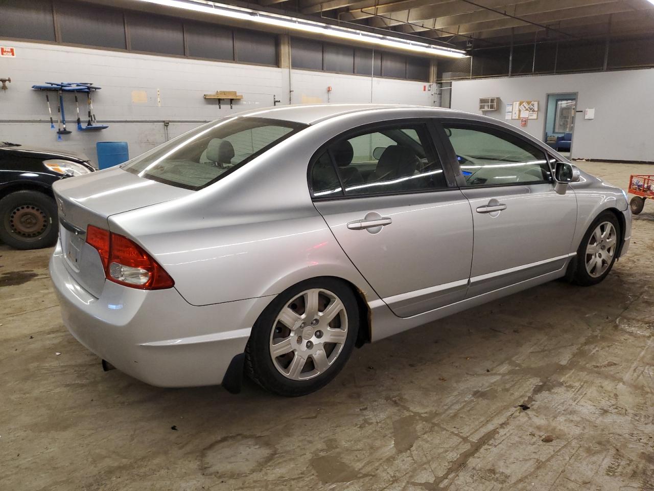 Obraz 3 z 2009 HONDA CIVIC LX 2009 z VIN 19XFA16589E051864