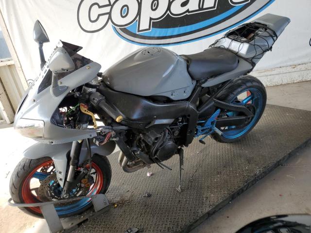 Obraz 2 z 2002 YAMAHA YZFR1  2002 z VIN JYARN10Y72A000669