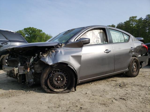 Obraz 1 z 2017 NISSAN VERSA S 2017 z VIN 3N1CN7AP5HL858987