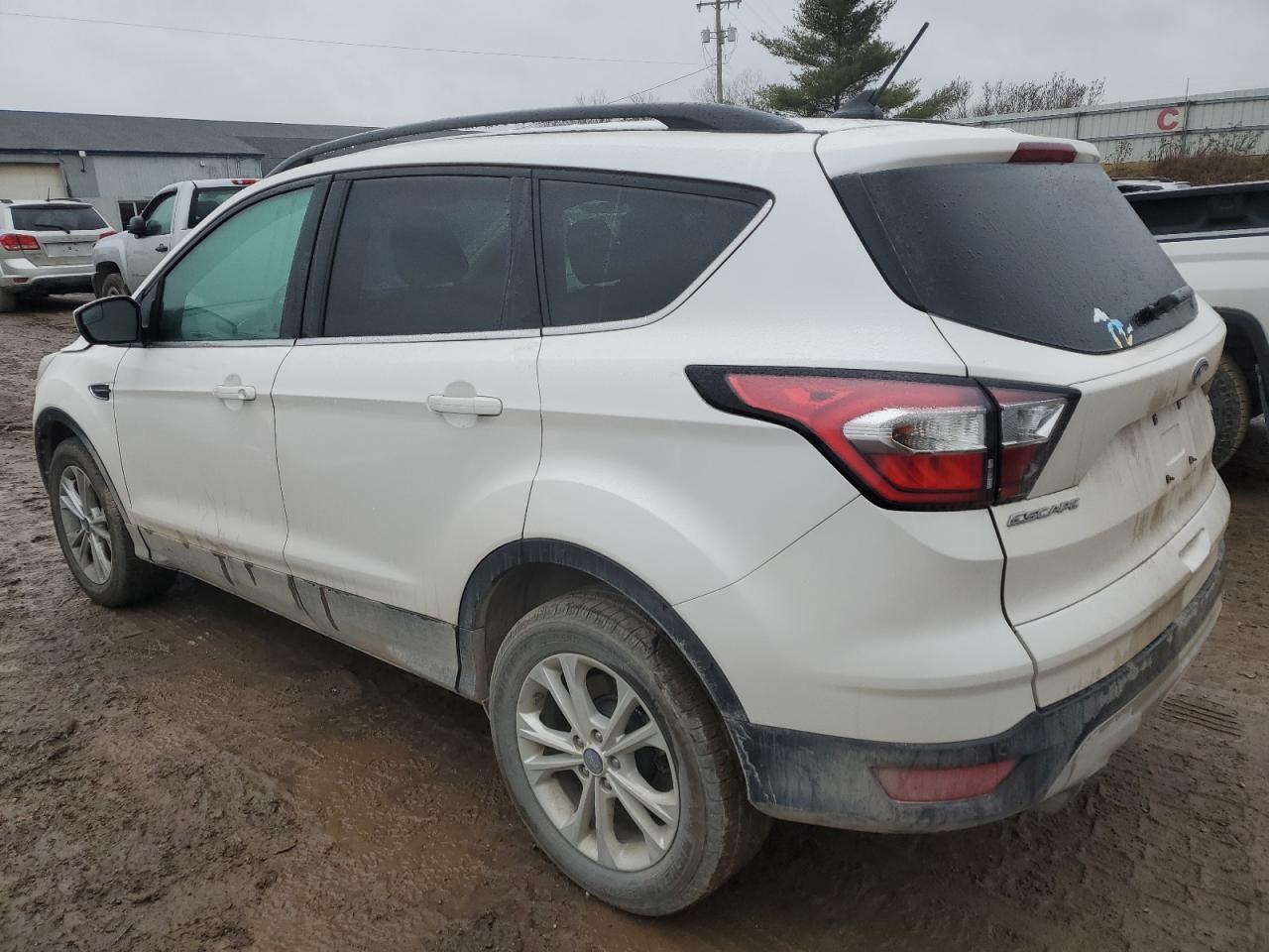 Image 2 of 2018 FORD ESCAPE SEL 2018 with VIN 1FMCU0HDXJUA03521