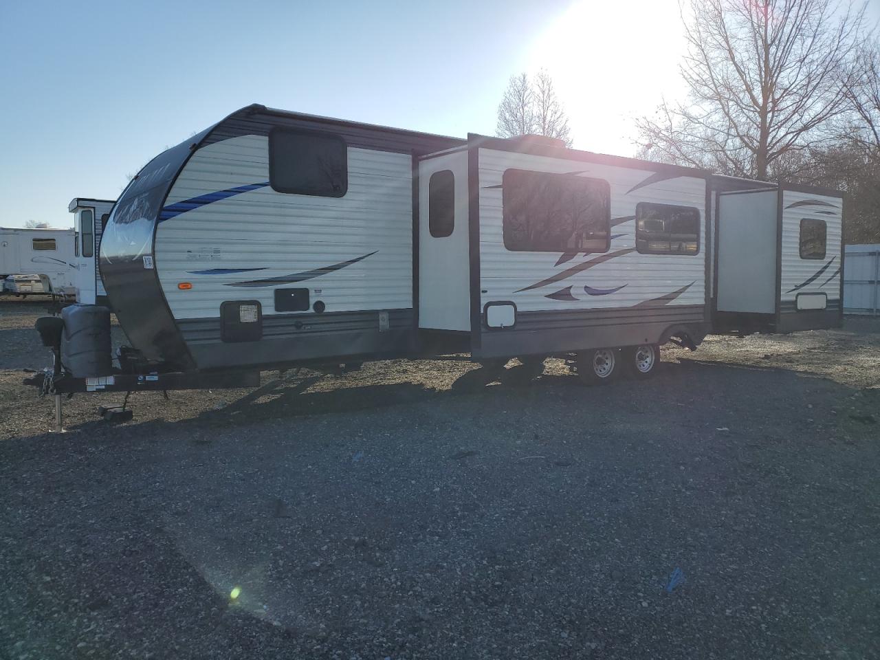 Image 2 of 2020 WILDWOOD PUMA 2020 with VIN 4X4TPUH27LP080487