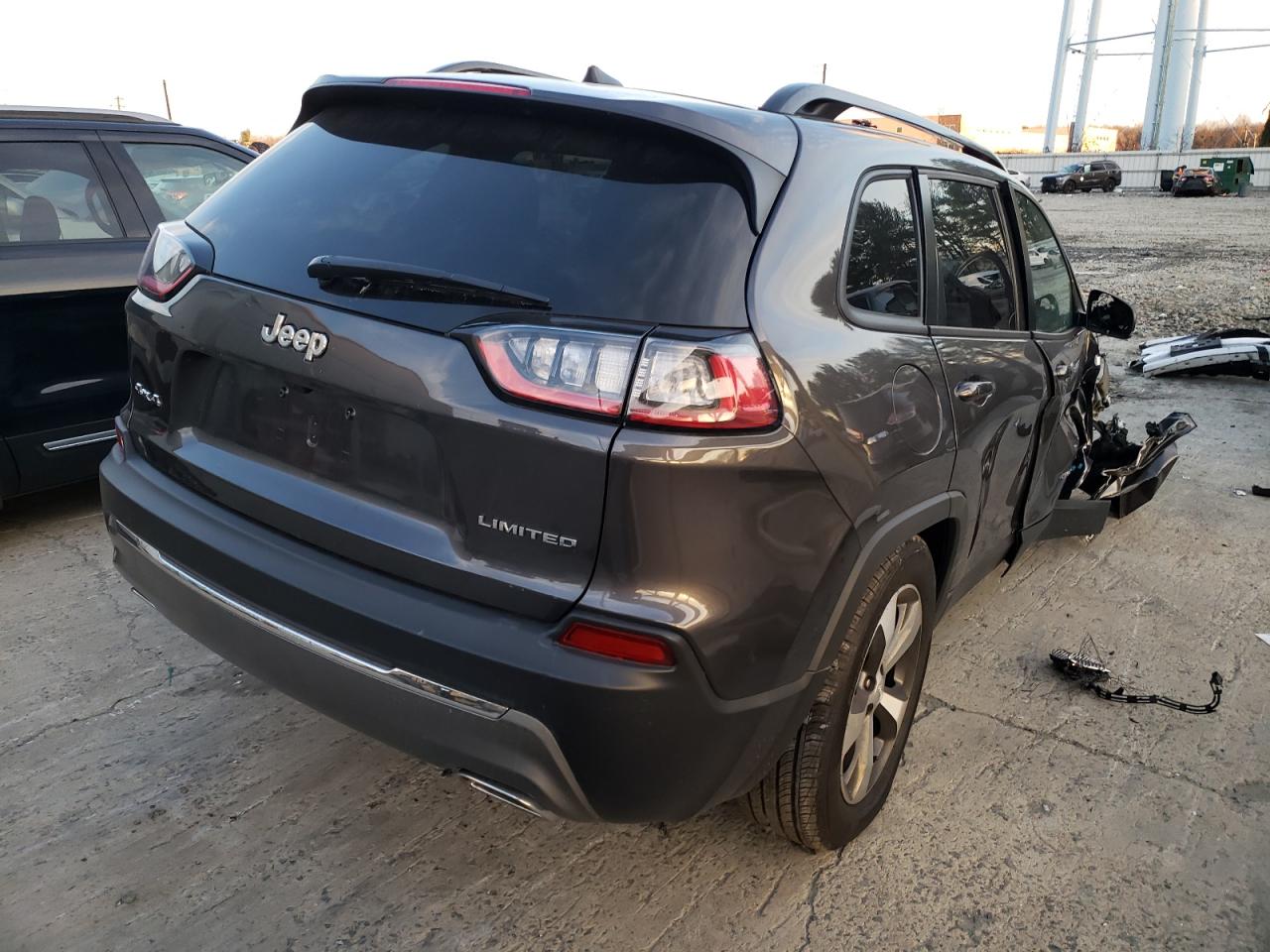 Obraz 3 z 2022 JEEP CHEROKEE LIMITED 2022 z VIN 1C4PJMDX4ND553437