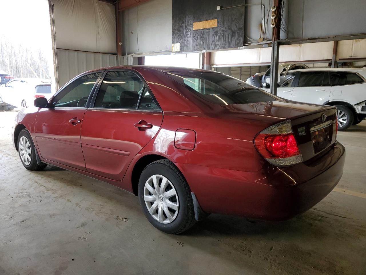 Image 2 of 2006 TOYOTA CAMRY LE 2006 with VIN 4T1BE32K76U112124