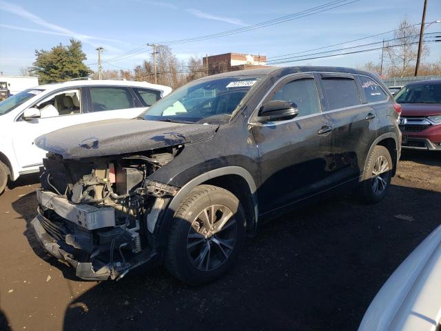 Изображение 2017 TOYOTA HIGHLANDER LE 2017