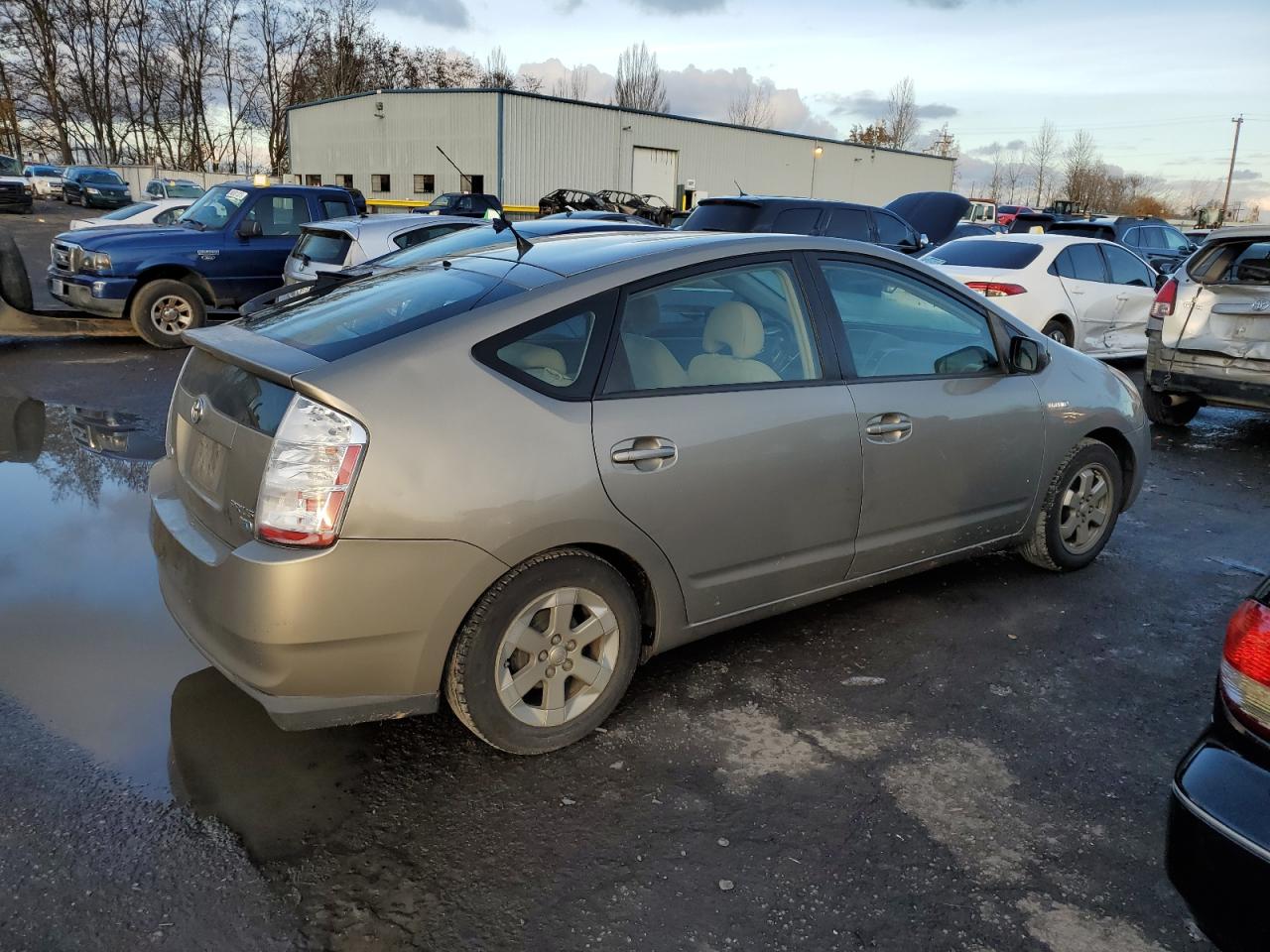 Изображение 3 2007 TOYOTA PRIUS  2007 с VIN JTDKB20U677618457