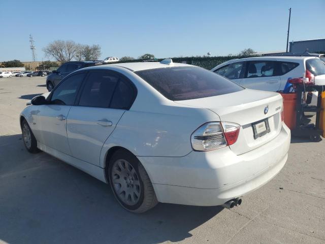 Image 2 of 2007 BMW 328 I 2007 with VIN WBAVA33527KX72605