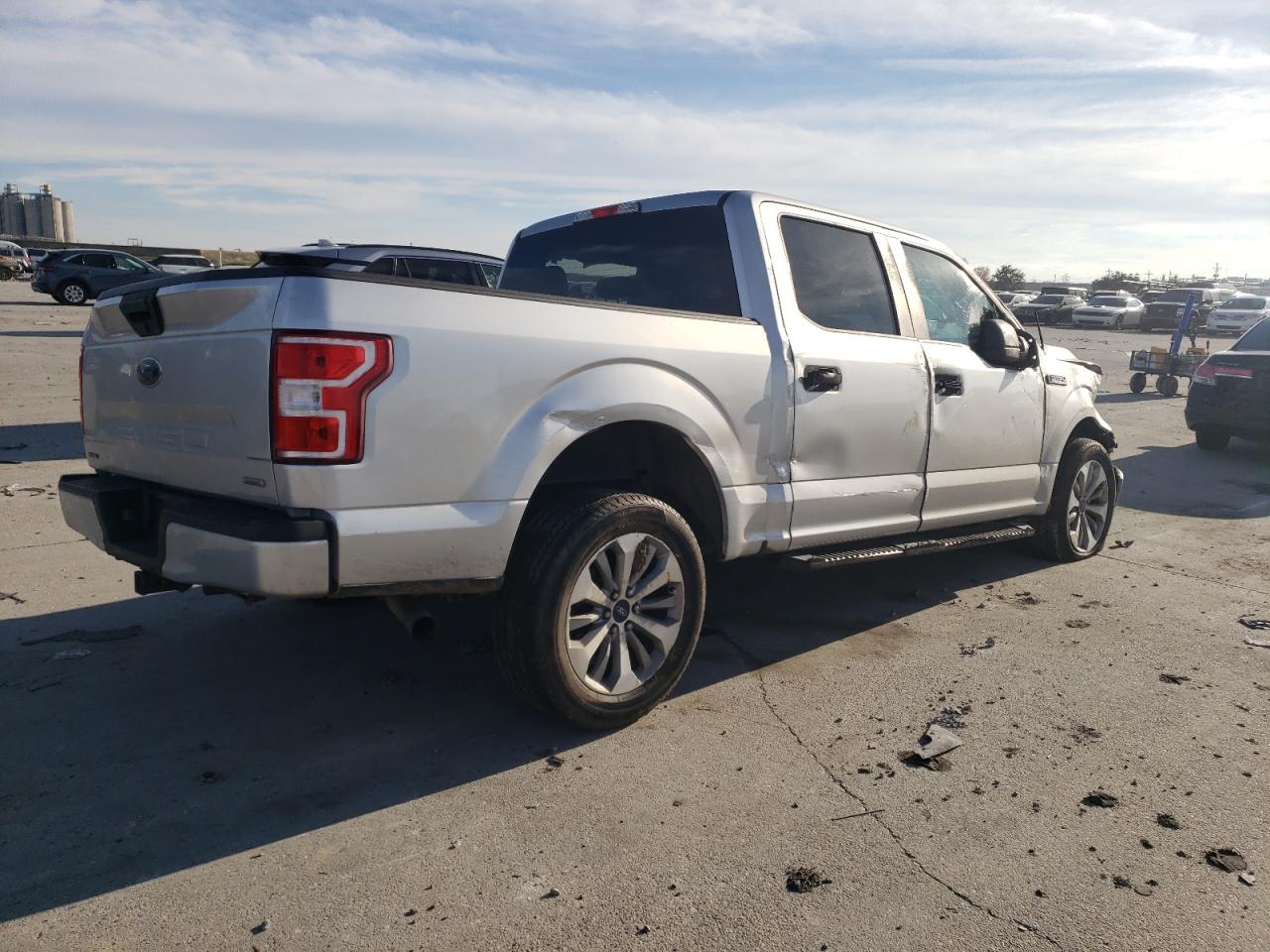 Obraz 3 z 2018 FORD F150 SUPERCREW 2018 z VIN 1FTEW1CG4JFC39147