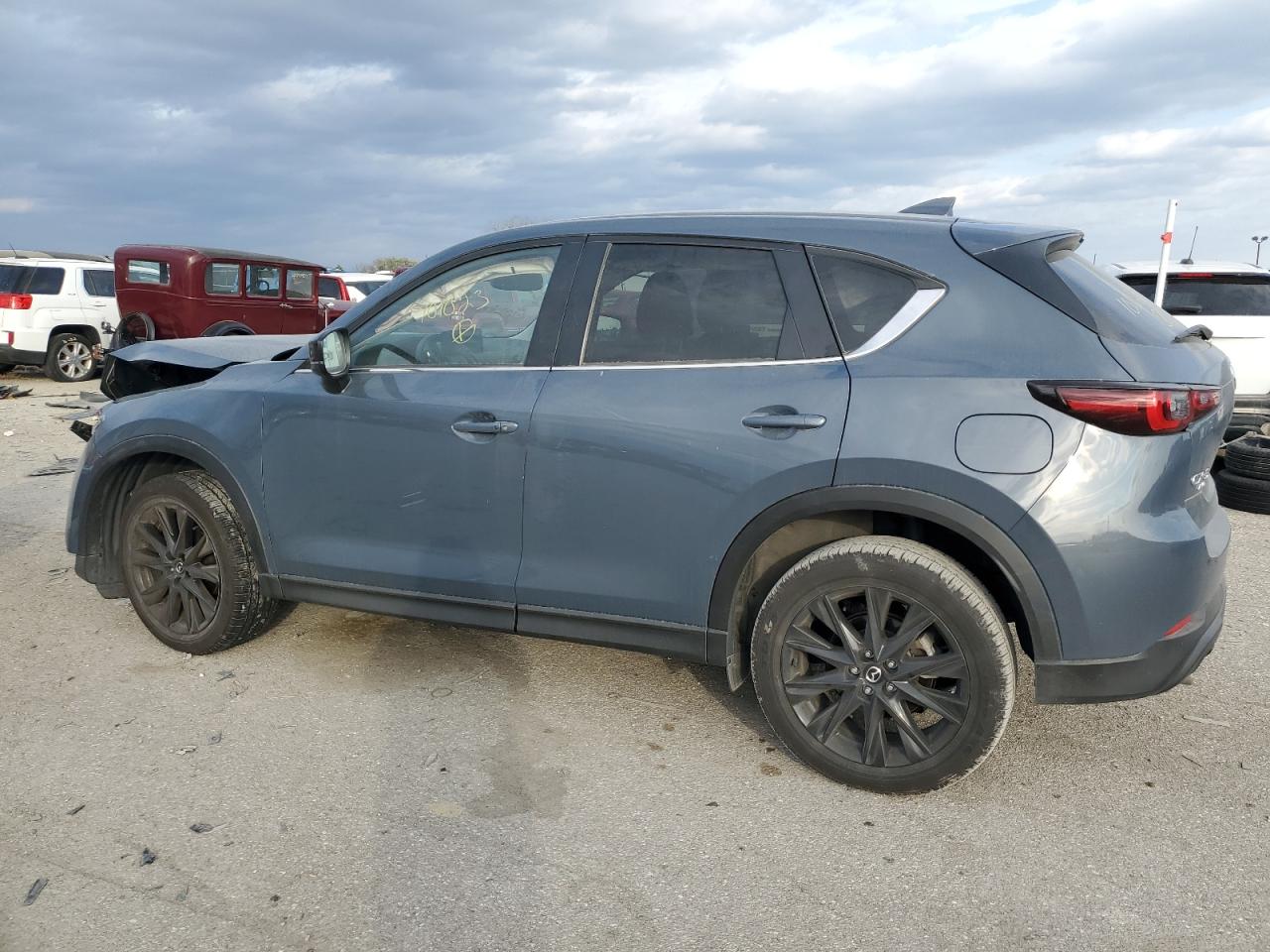 Изображение 2 2023 MAZDA CX-5 PREFERRED 2023 с VIN JM3KFBCM7P0101023