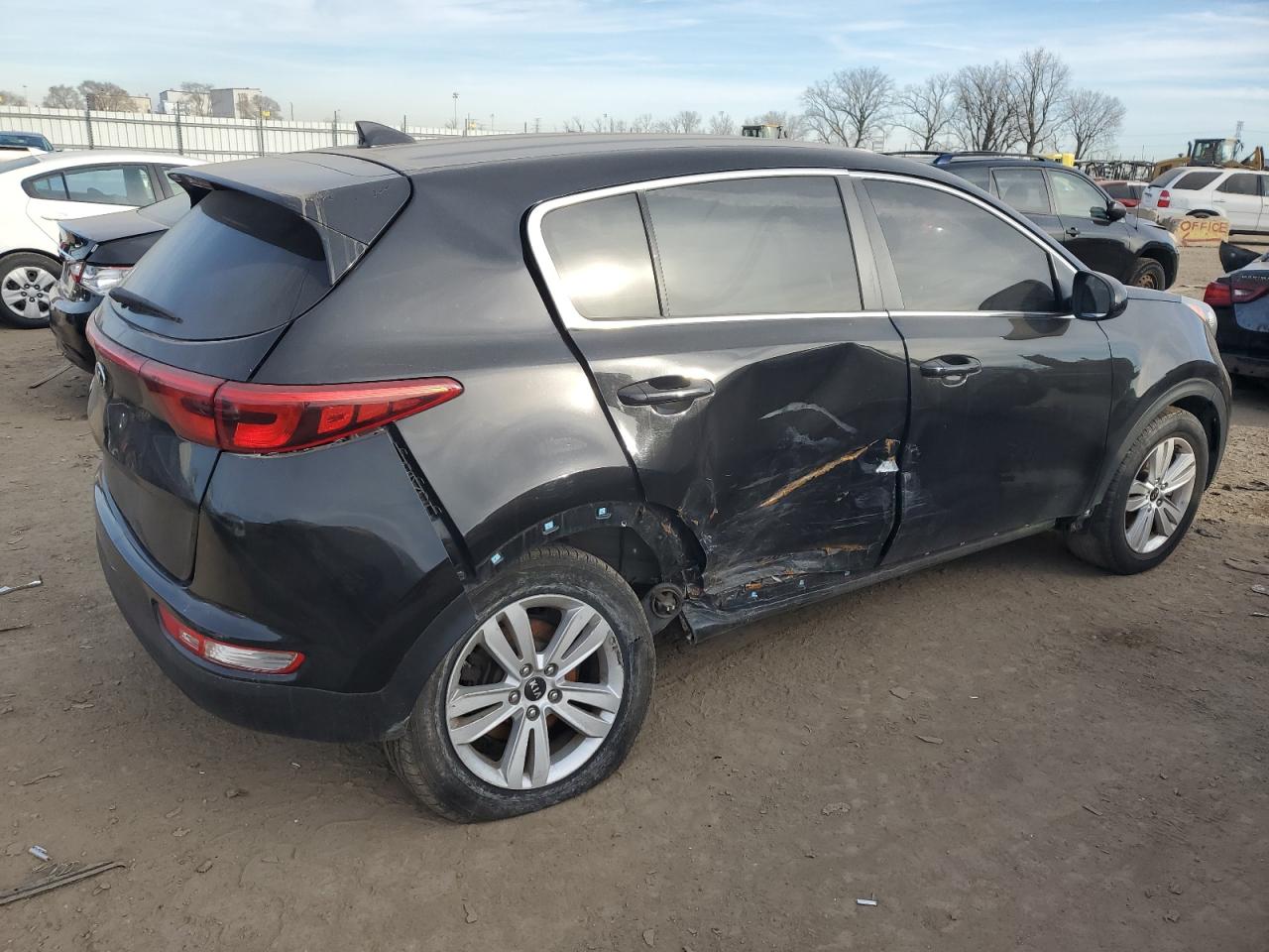 Image 3 of 2018 KIA SPORTAGE LX 2018 with VIN KNDPM3AC9J7447660