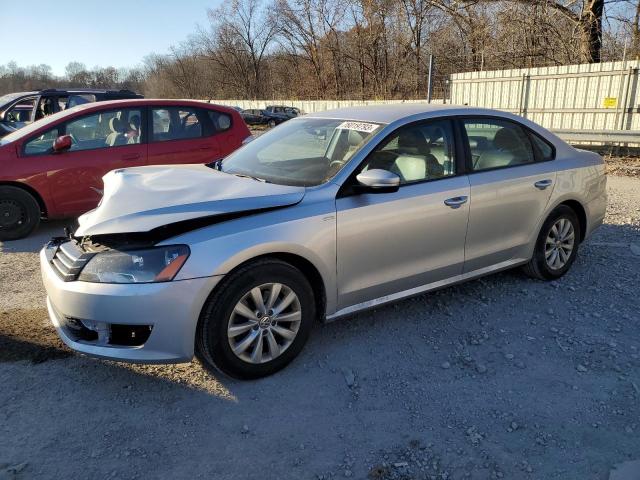 Изображение 1 2015 VOLKSWAGEN PASSAT S 2015 с VIN 1VWAT7A39FC020541