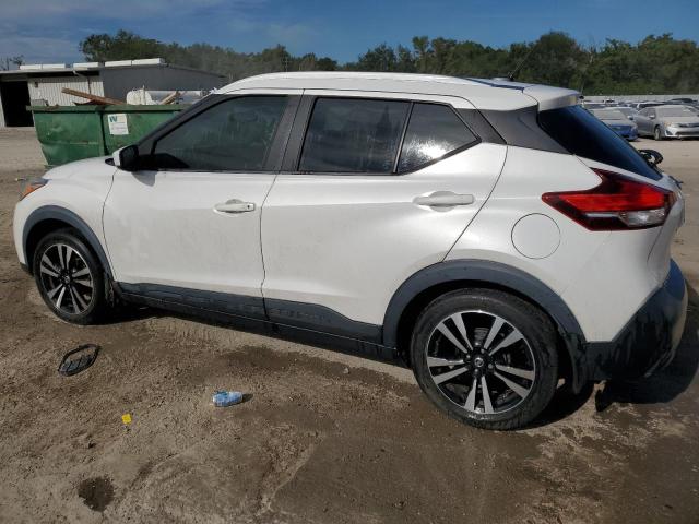 Image 2 of 2019 NISSAN KICKS S 2019 with VIN 3N1CP5CUXKL515648