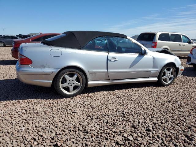 Obraz 3 z 2002 MERCEDES-BENZ CLK 55 AMG 2002 z VIN WDBLK74G92T112528