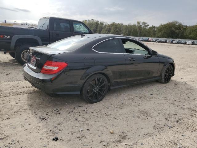 Image 3 of 2015 MERCEDES-BENZ C 250 2015 with VIN WDDGJ4HB1FG364202