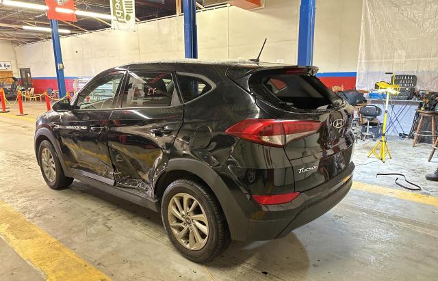 Image 3 of 2017 HYUNDAI TUCSON SE 2017 with VIN KM8J23A44HU266039