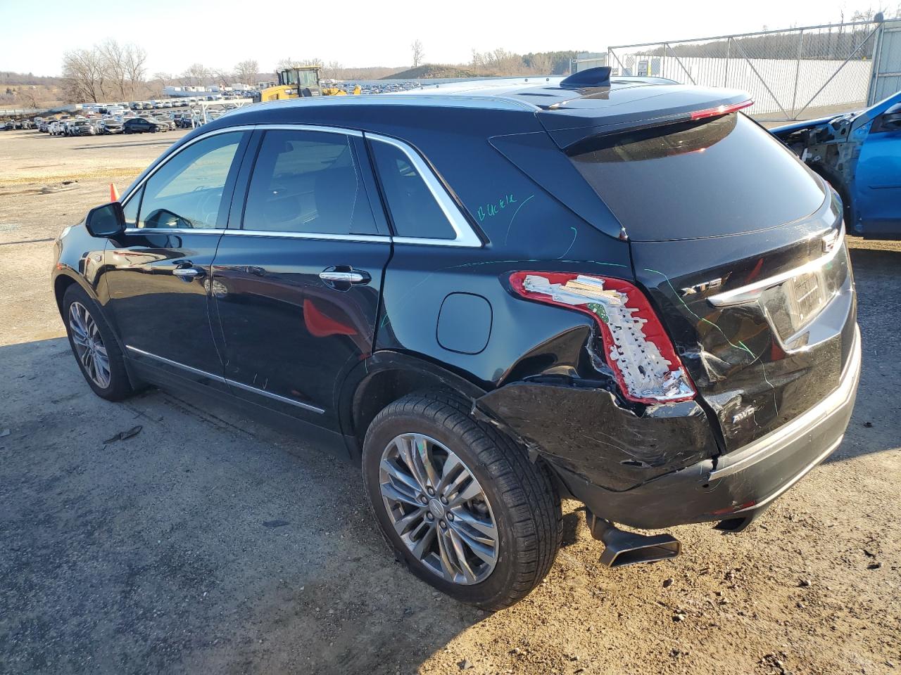Изображение 2 2017 CADILLAC XT5 PREMIUM LUXURY 2017 с VIN 1GYKNERS6HZ251330