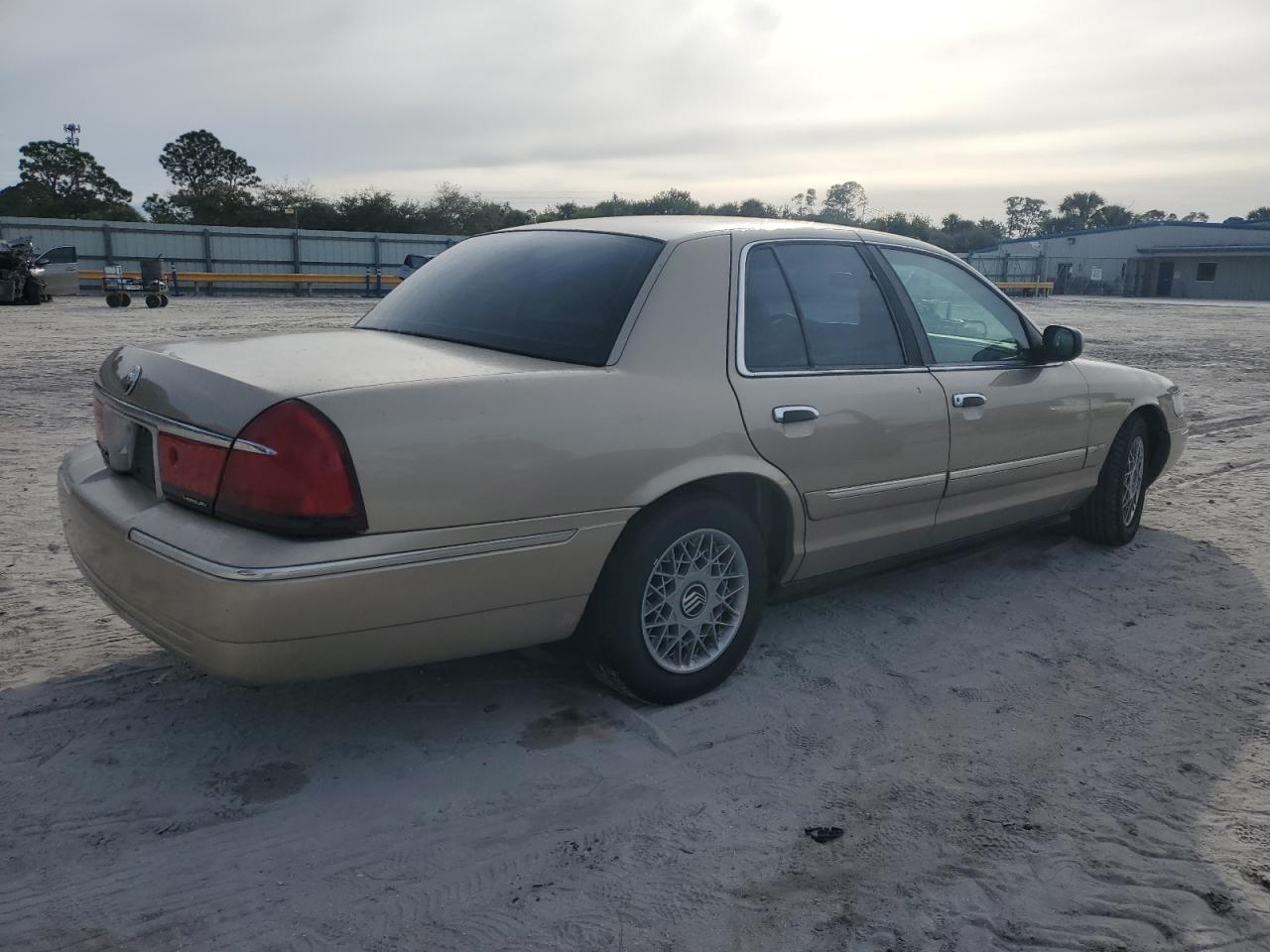 Image 3 of 1999 MERCURY GRAND MARQUIS GS 1999 with VIN 2MEFM74WXXX687990